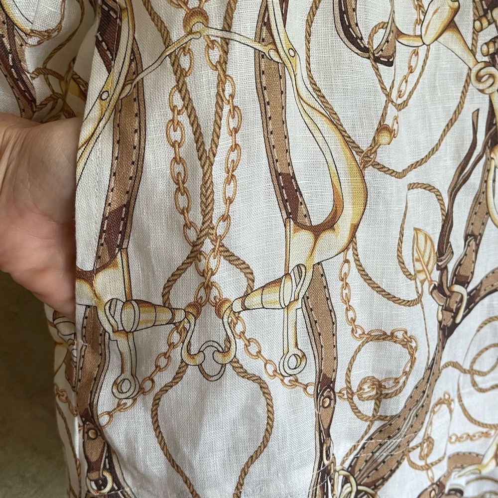 Linen blouse - Picture 9 of 10
